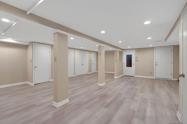 148 S Dean Street, Hicksville, NY 11801