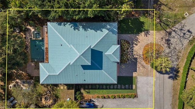 11065 Smokey DR, Bonita Springs, FL 34135