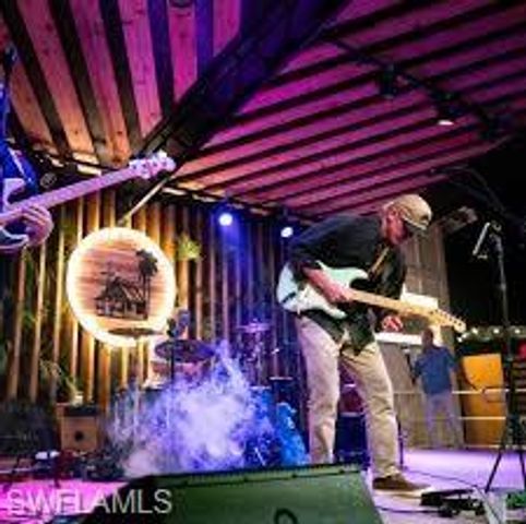 11065 Smokey DR, Bonita Springs, FL 34135