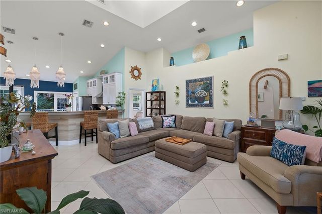 11065 Smokey DR, Bonita Springs, FL 34135