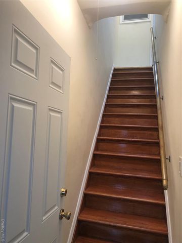 30-11 85th Street 2, East Elmhurst, NY 11370