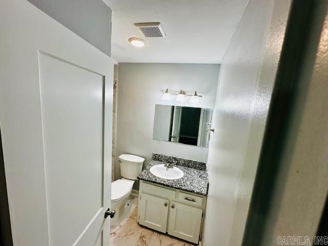 1209 E Twin Lakes Drive, Little Rock, AR 72205