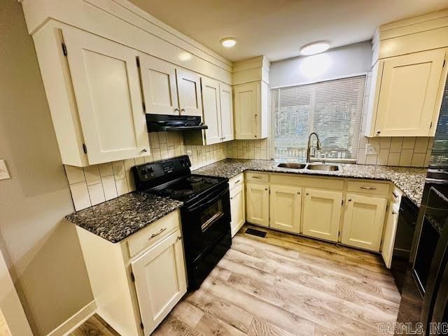 1209 E Twin Lakes Drive, Little Rock, AR 72205