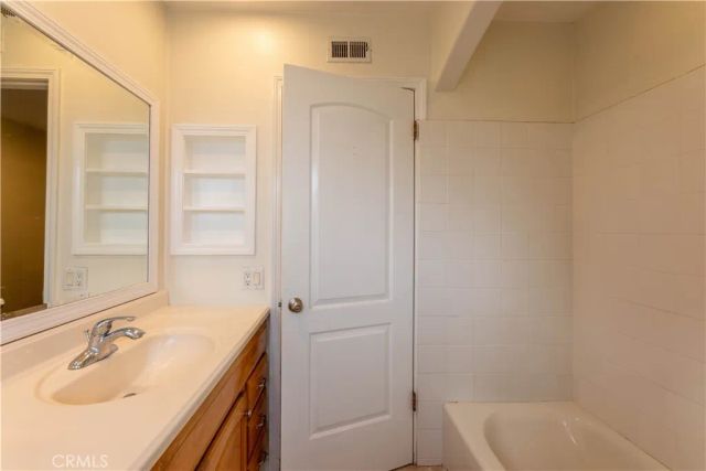 22042 Catalina Circle, Huntington Beach, CA 92646