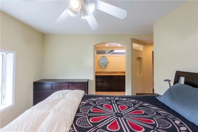 22042 Catalina Circle, Huntington Beach, CA 92646