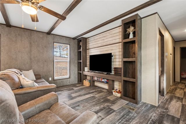 110832 S 4682 Road, Gans, OK 74936