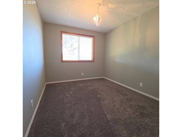 56939 RAASEE Ln, Warren, OR 97053