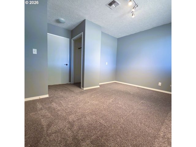 56939 RAASEE Ln, Warren, OR 97053