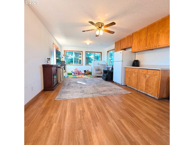 56939 RAASEE Ln, Warren, OR 97053