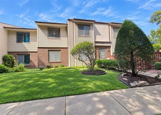 924 Skyline Drive, Coram, NY 11727