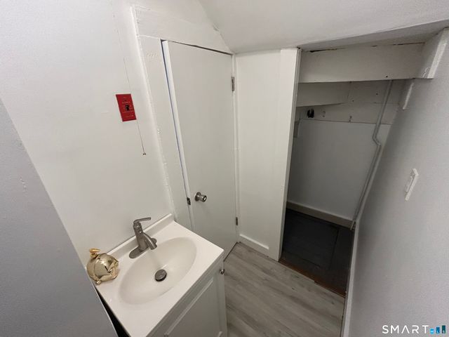 7 Rose Street, Norwich, CT 06360