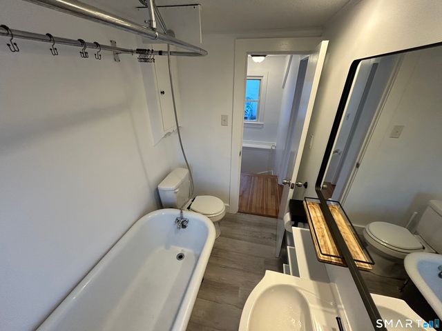 7 Rose Street, Norwich, CT 06360