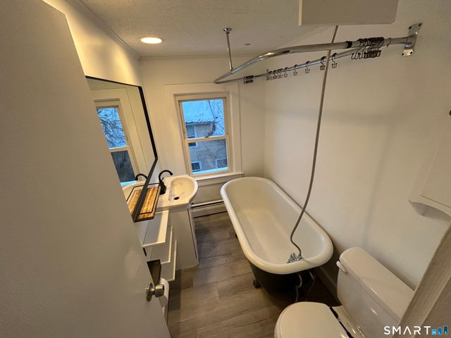 7 Rose Street, Norwich, CT 06360