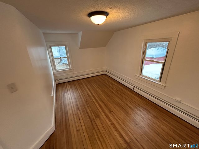 7 Rose Street, Norwich, CT 06360