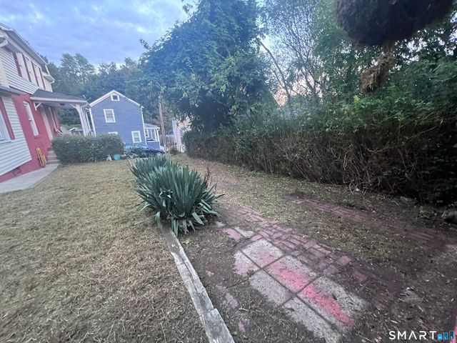 7 Rose Street, Norwich, CT 06360