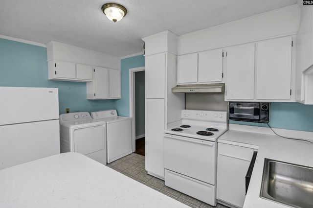 1604 Dalloz Road B, Columbia, SC 29204