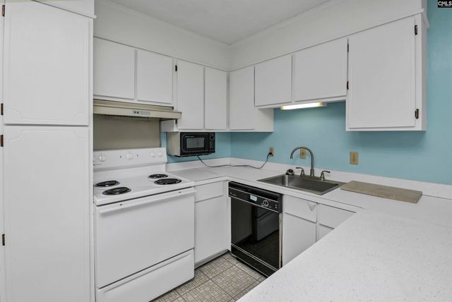 1604 Dalloz Road B, Columbia, SC 29204