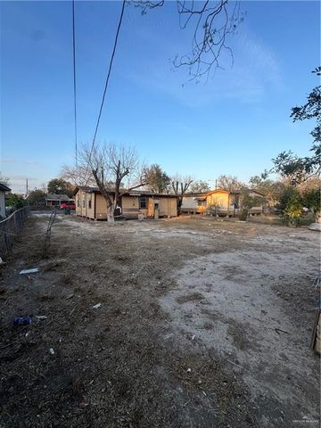 812 E Egly Avenue, Pharr, TX 78577