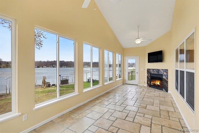 2853 Rubbins Road, Howell, MI 48843