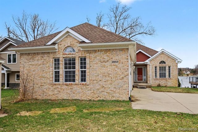 2853 Rubbins Road, Howell, MI 48843