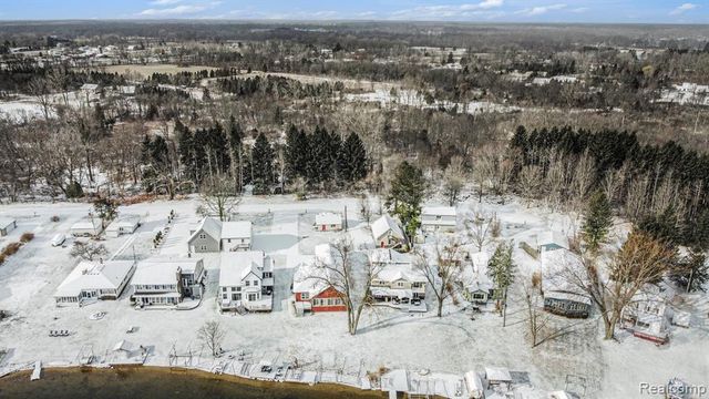 2853 Rubbins Road, Howell, MI 48843