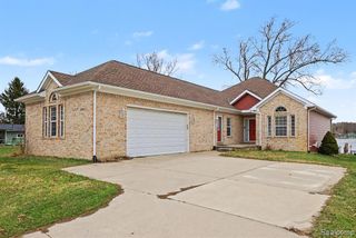 2853 Rubbins Road, Howell, MI 48843