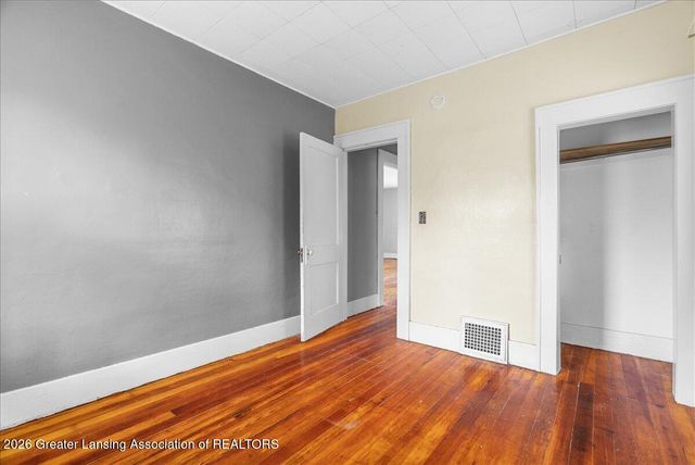 639 N Hayford Avenue, Lansing, MI 48912