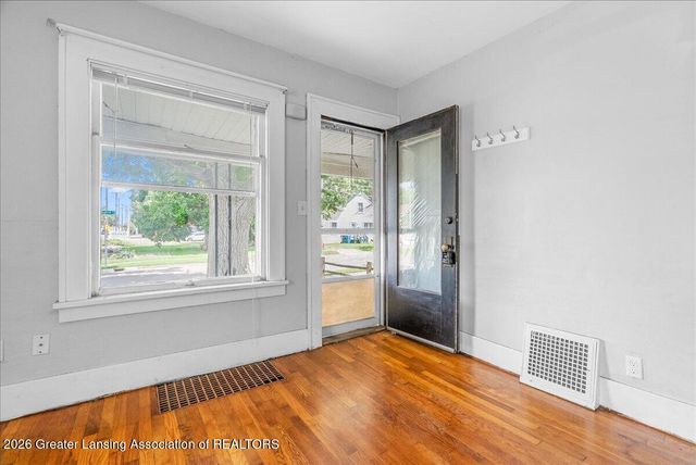 639 N Hayford Avenue, Lansing, MI 48912
