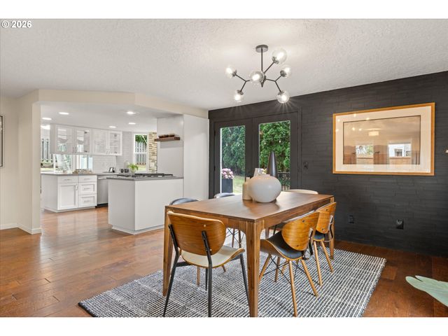 11764 Se 119TH Ave, Happy Valley, OR 97086