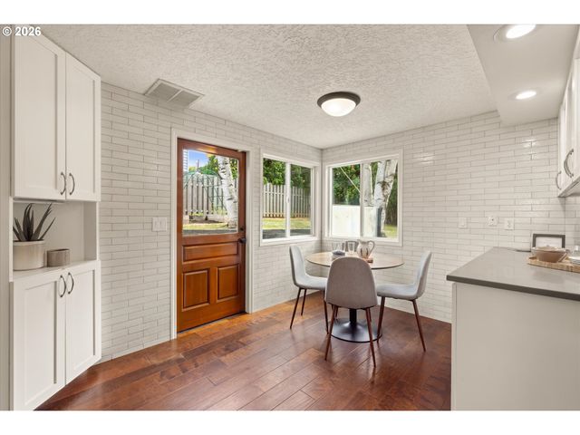 11764 Se 119TH Ave, Happy Valley, OR 97086