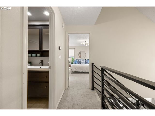 11764 Se 119TH Ave, Happy Valley, OR 97086