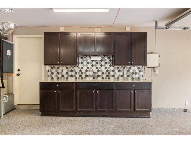 11764 Se 119TH Ave, Happy Valley, OR 97086