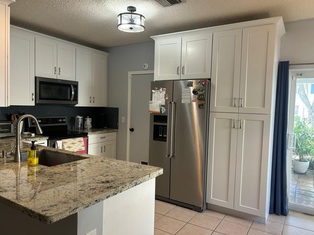 6001 Harbor Isle Way 494, Tamarac, FL 33321