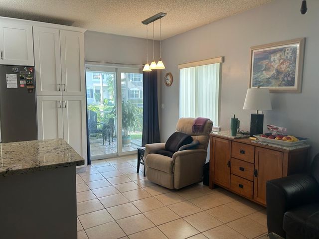 6001 Harbor Isle Way 494, Tamarac, FL 33321