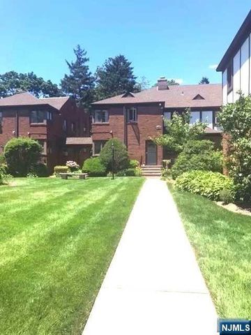 520 Broad Avenue 11, Englewood, NJ 07631