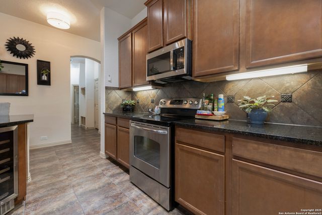 10811 Newcroft, Helotes, TX 78023