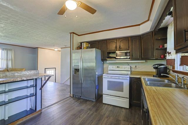 1225 Violet Road, Crittenden, KY 41030