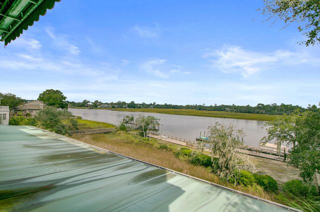 150 Wappoo Creek Drive 11, Charleston, SC 29412