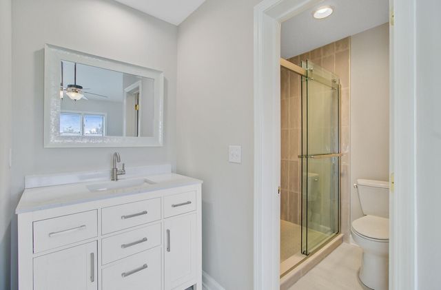 150 Wappoo Creek Drive 11, Charleston, SC 29412