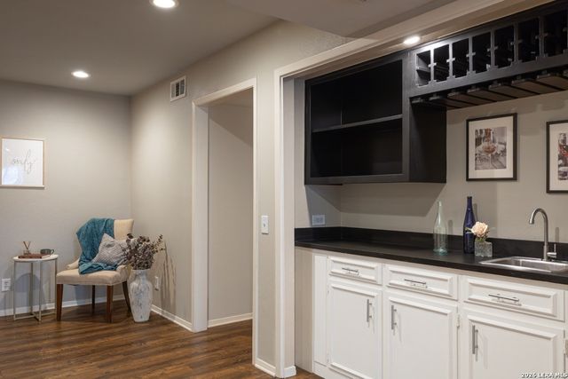 7500 Callaghan Rd Apt 236, San Antonio, TX 78229