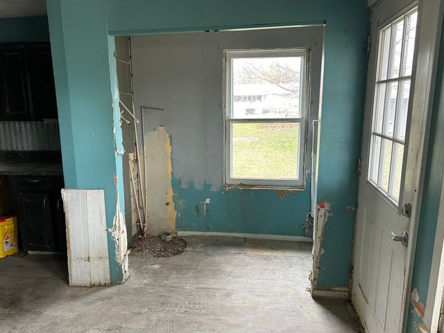 313 E 7TH Street, Brookport, IL 60534