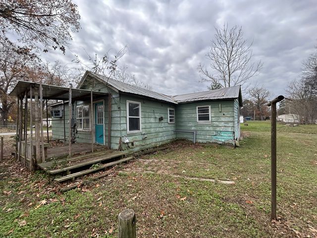 313 E 7TH Street, Brookport, IL 60534