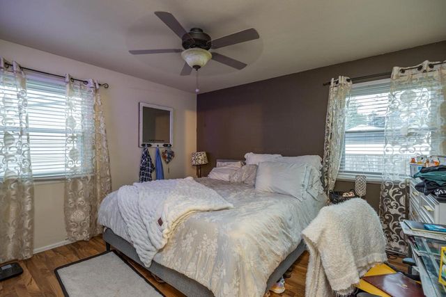 1049 GILLINGHAM ROAD, Neenah, WI 54956