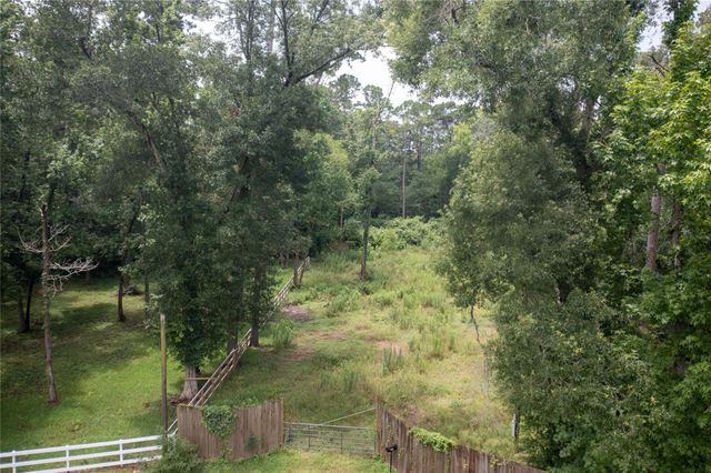919 Little Doe Drive, Crosby, TX 77532