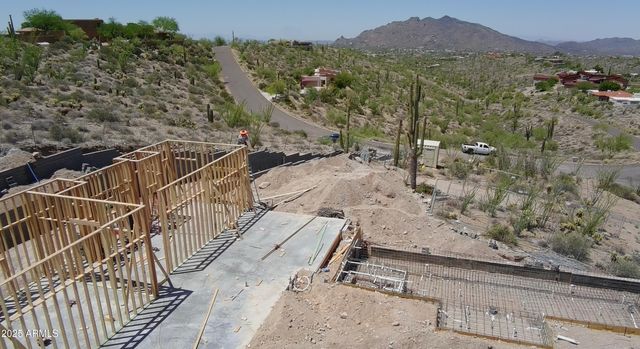 39307 N SILVER SADDLE Drive, Scottsdale, AZ 85262