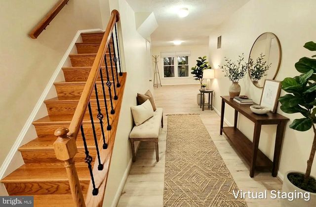5189 GLEN MEADOW DR, Centreville, VA 20120