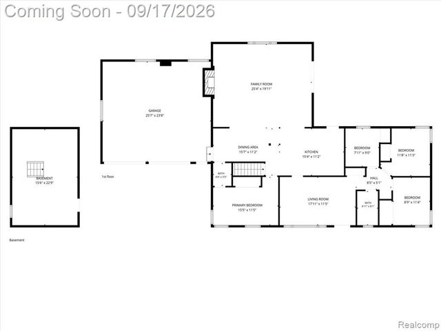 807 S Oak Street, Fenton, MI 48430