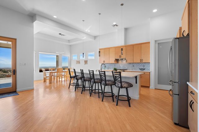 2324 Venada Road NE, Rio Rancho, NM 87144