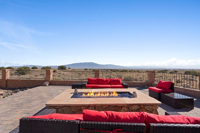 2324 Venada Road NE, Rio Rancho, NM 87144