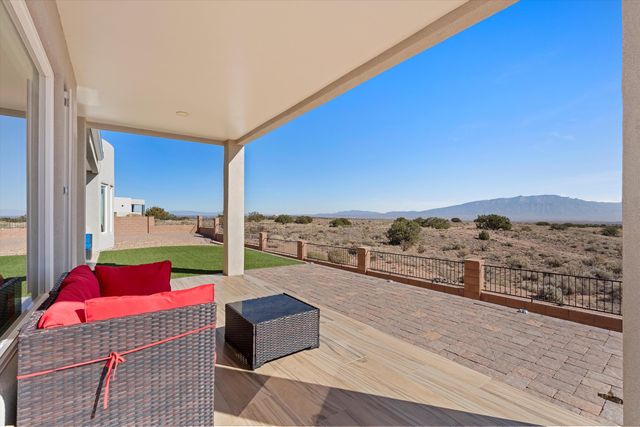 2324 Venada Road NE, Rio Rancho, NM 87144
